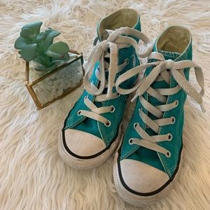 Girls Hightop Converse All Stars
